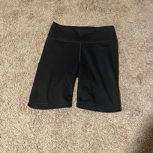Fabletics 9inch Black Biker Shorts Power hold Size Medium